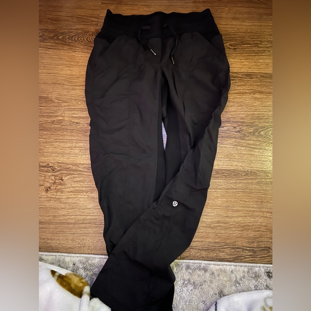 Lululemon joggers